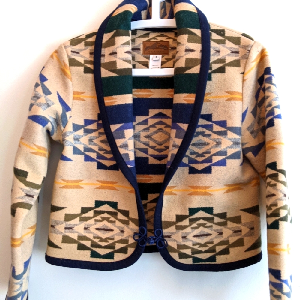 STUNNING Pendleton Coat